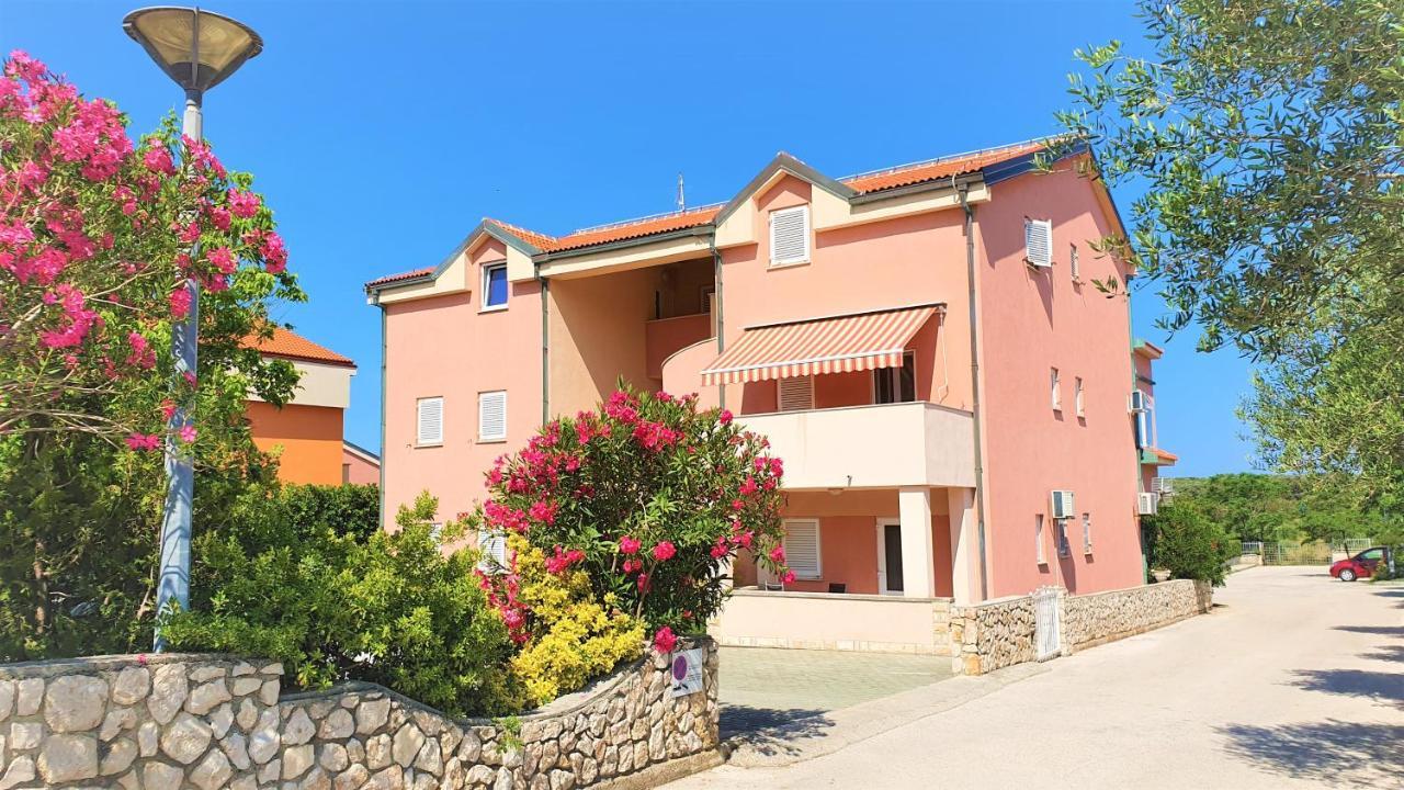 נובליה Guest House Jasna מראה חיצוני תמונה