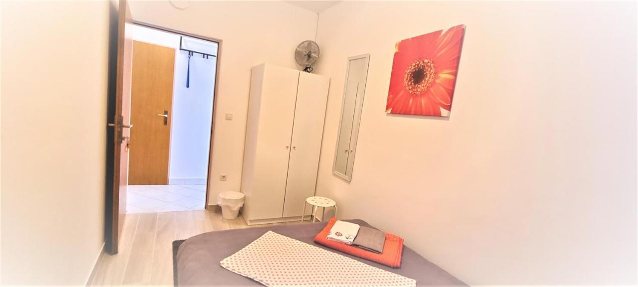 נובליה Guest House Jasna מראה חיצוני תמונה