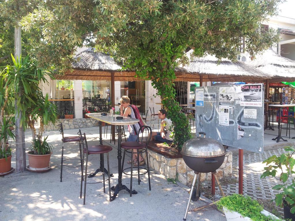 נובליה Guest House Jasna מראה חיצוני תמונה